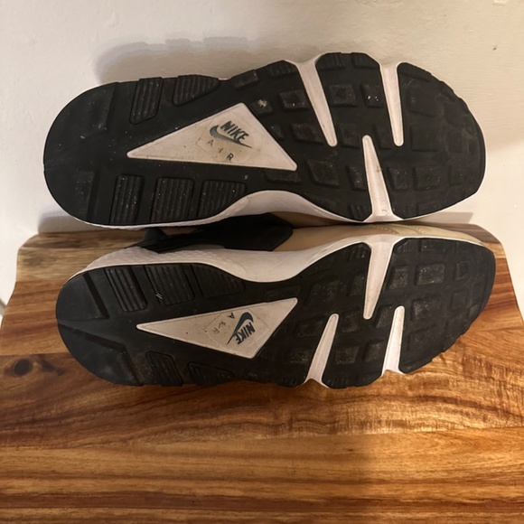 Nike Air Huarache "Escape" (2021) US Men's 12 - Picture 7 of 8